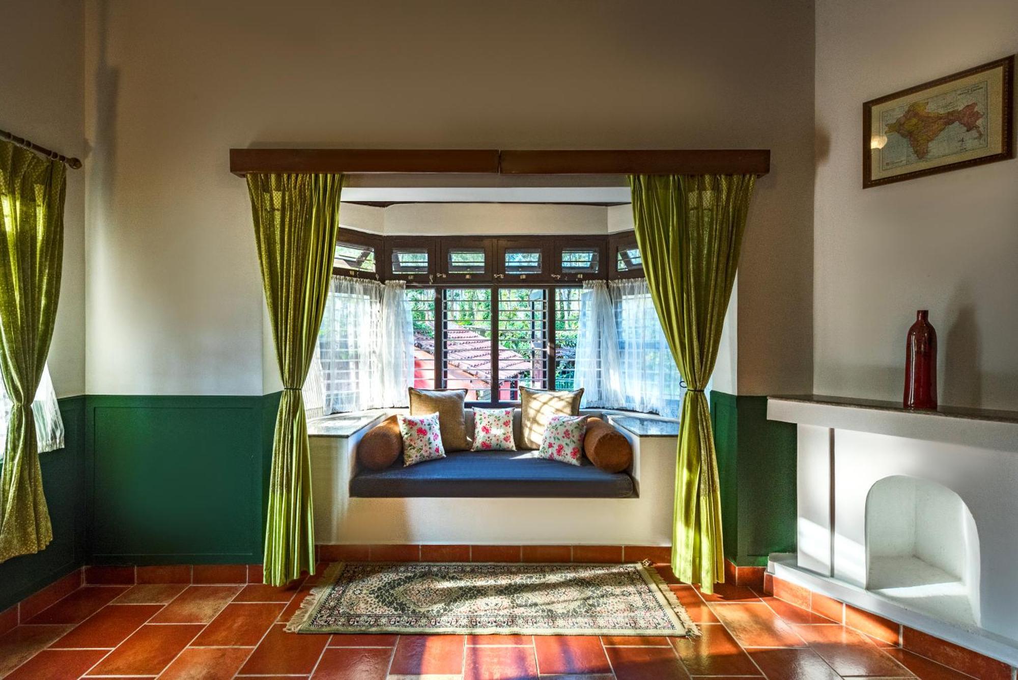 SaffronStays Calamondinn Bungalow Gonikoppal Bagian luar foto