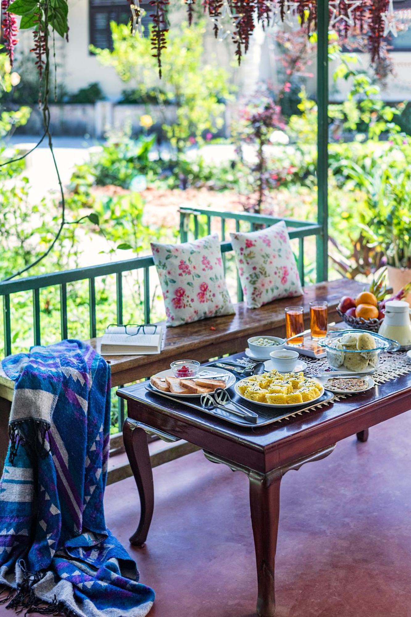 SaffronStays Calamondinn Bungalow Gonikoppal Bagian luar foto